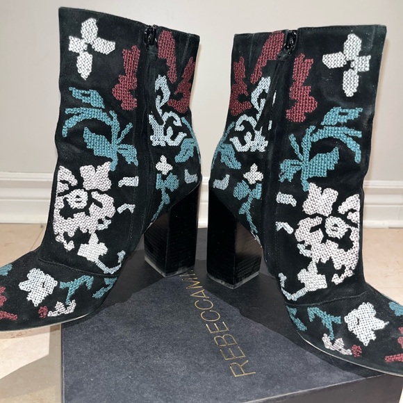 ✨Host Pick✨Gorgeous Embroidered Rebecca Minkoff Boots - Picture 6 of 6